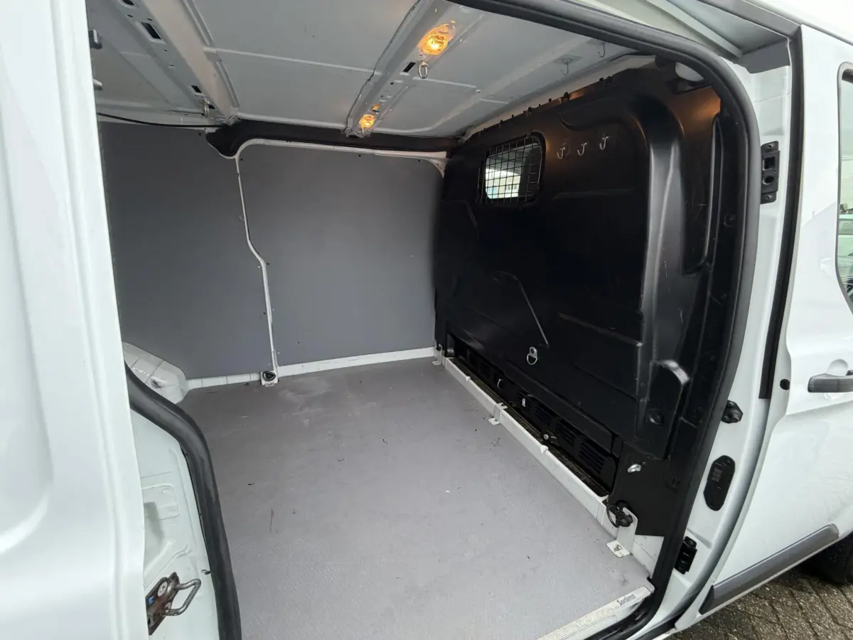 Transit Custom 290 2.0 TDCI L2H1 | Trekhaak | Airco | Elektrische Ramen | Parkeer sensoren |