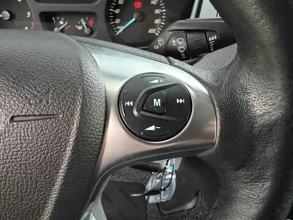 Transit Custom 290 2.0 TDCI L2H1 | Trekhaak | Airco | Elektrische Ramen | Parkeer sensoren |