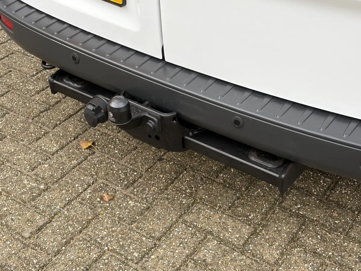 Transit Custom 290 2.0 TDCI L2H1 | Trekhaak | Airco | Elektrische Ramen | Parkeer sensoren |