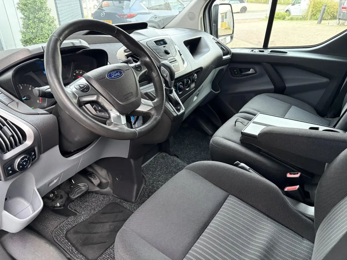 Transit Custom 290 2.0 TDCI L2H1 | Trekhaak | Airco | Elektrische Ramen | Parkeer sensoren |