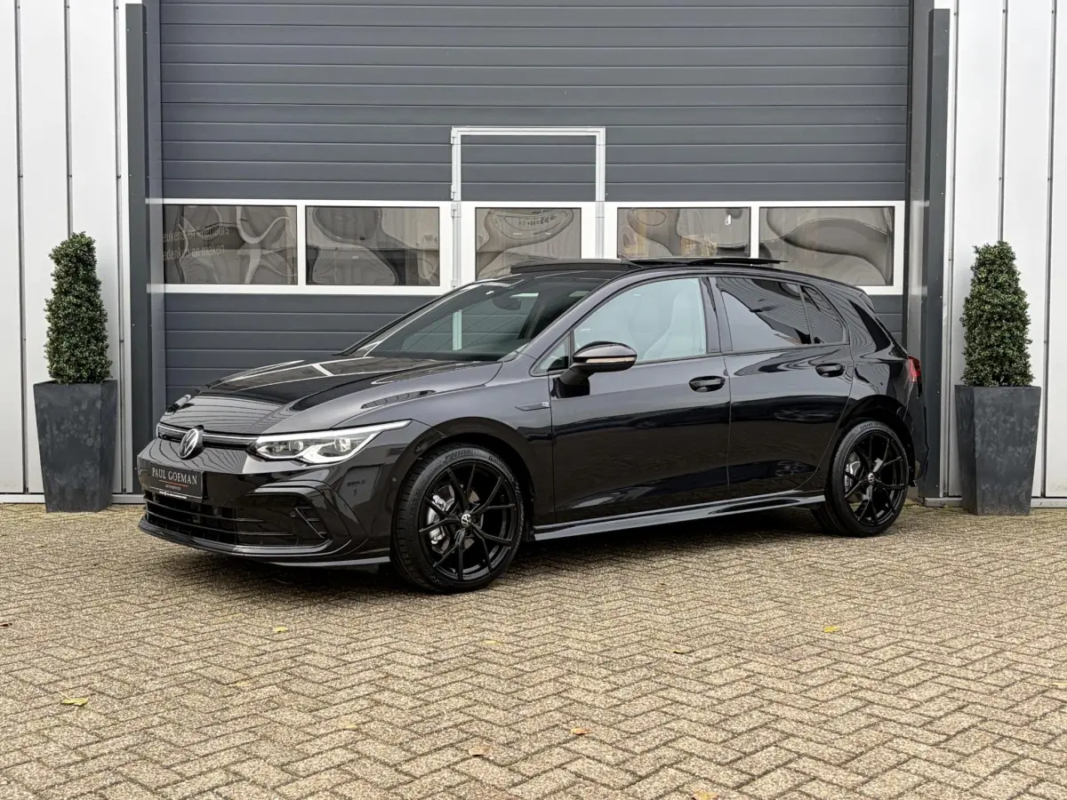 Golf 1.5 eTSI R-Line | Pano | LED | Stoel verwarming | 3x R-Line | Camera | Sfeer |