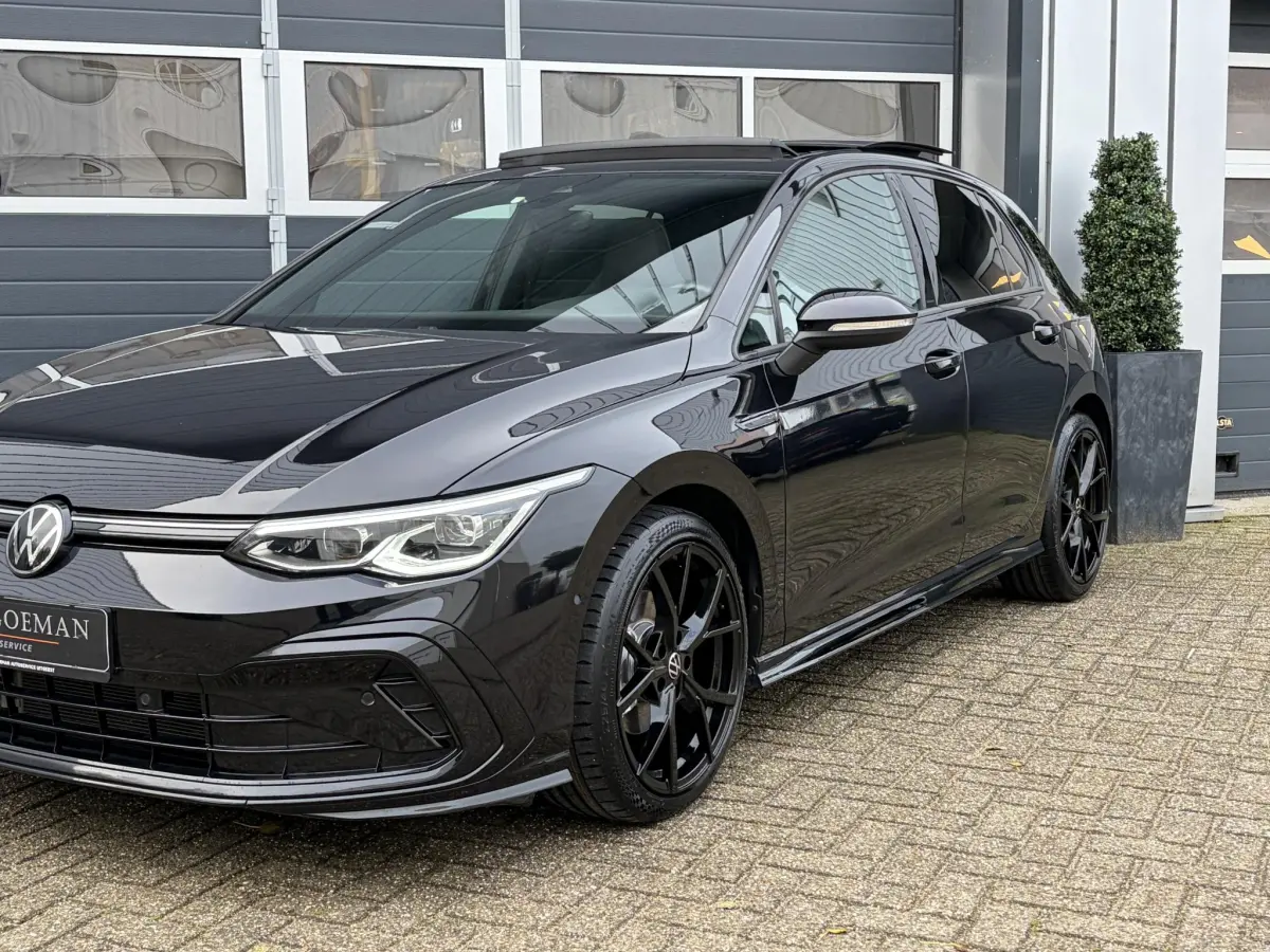 Golf 1.5 eTSI R-Line | Pano | LED | Stoel verwarming | 3x R-Line | Camera | Sfeer |
