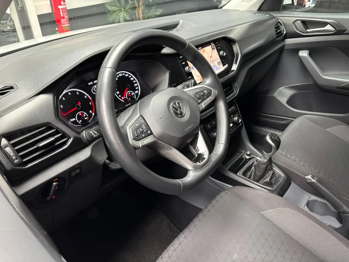 T-Cross 1.0 TSI Life / Navigatie / Trekhaak