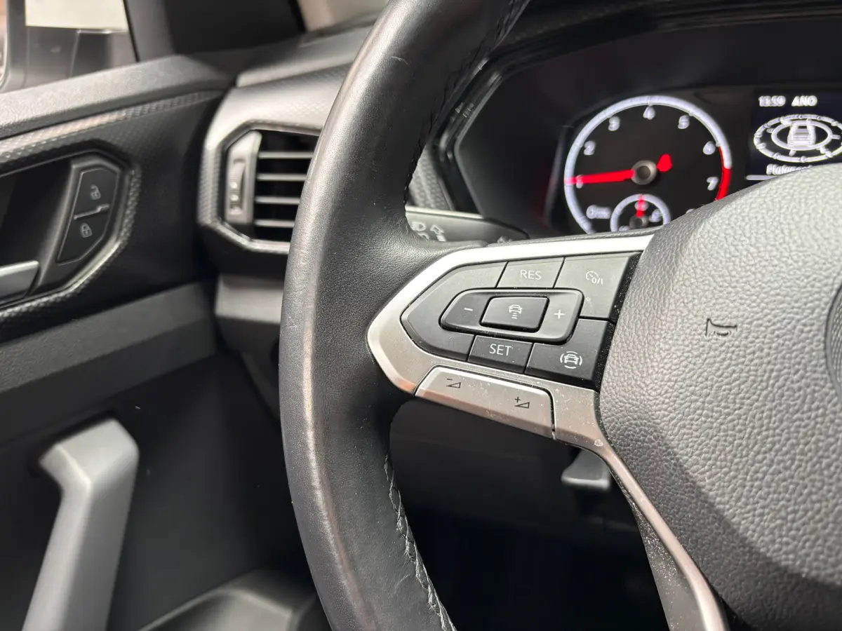 T-Cross 1.0 TSI Life / Navigatie / Trekhaak