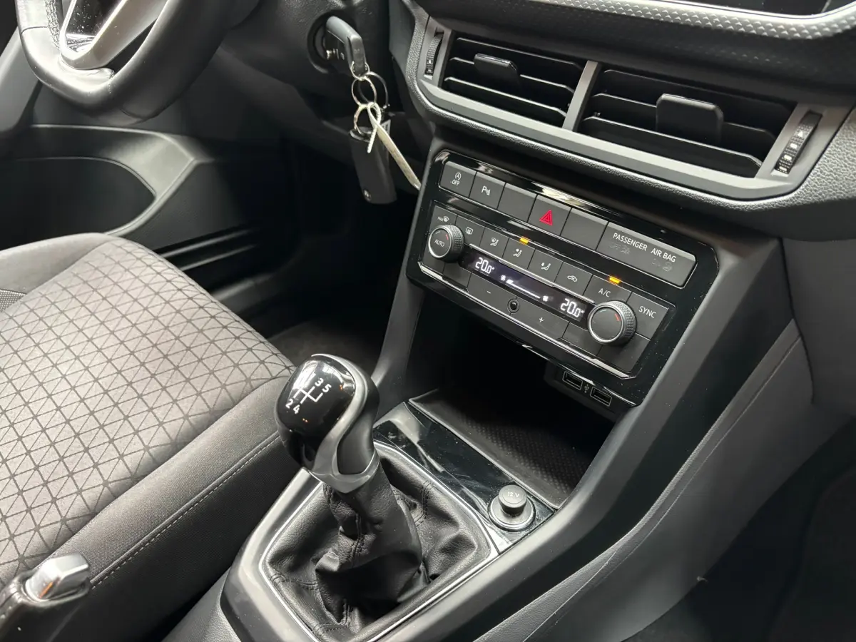 T-Cross 1.0 TSI Life / Navigatie / Trekhaak