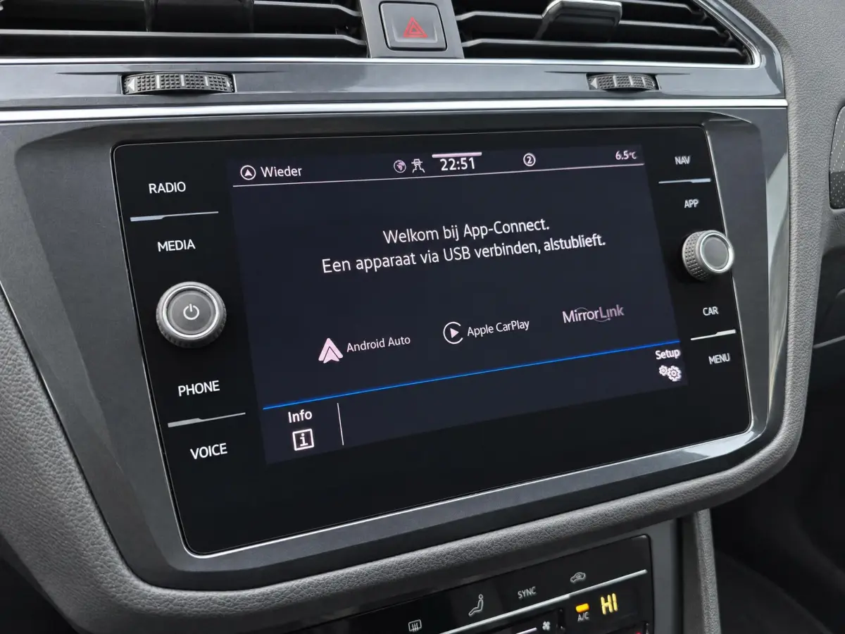 Tiguan 1.5 TSI 2X R-Line BOVAG GARANTIE CARPLAY/ACC/NAVI