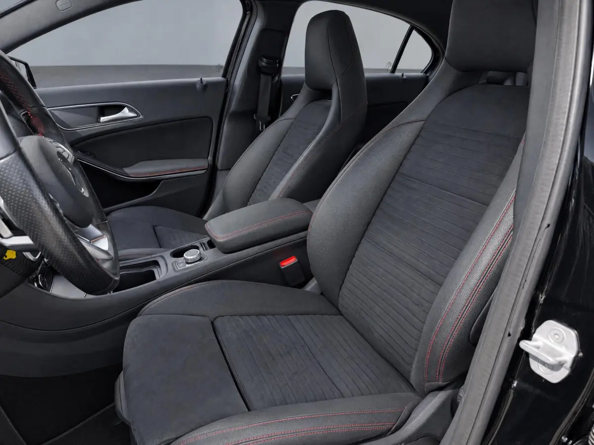 A-Klasse 200 AMG BOVAG GARANTIE NAVI/CARPLAY/CRUIS