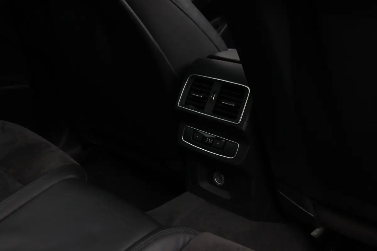 Q5 2.0 TFSI quattro I Aut. I S-Line I Pano.dak I Navi