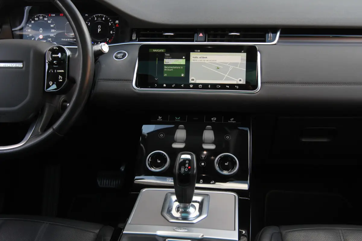 Range Rover Evoque 2.0 P250 AWD SE I Aut. I Leder I Pano.dak I Carplay