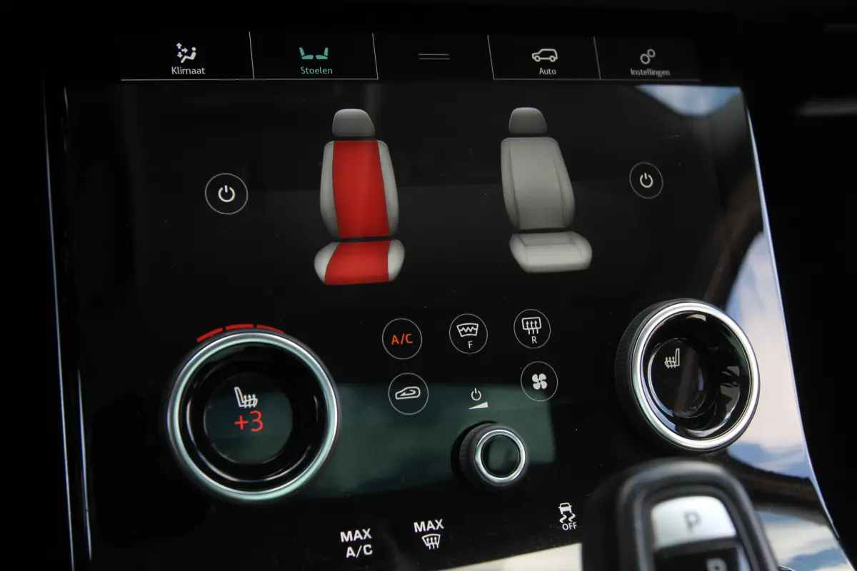 Range Rover Evoque 2.0 P250 AWD SE I Aut. I Leder I Pano.dak I Carplay