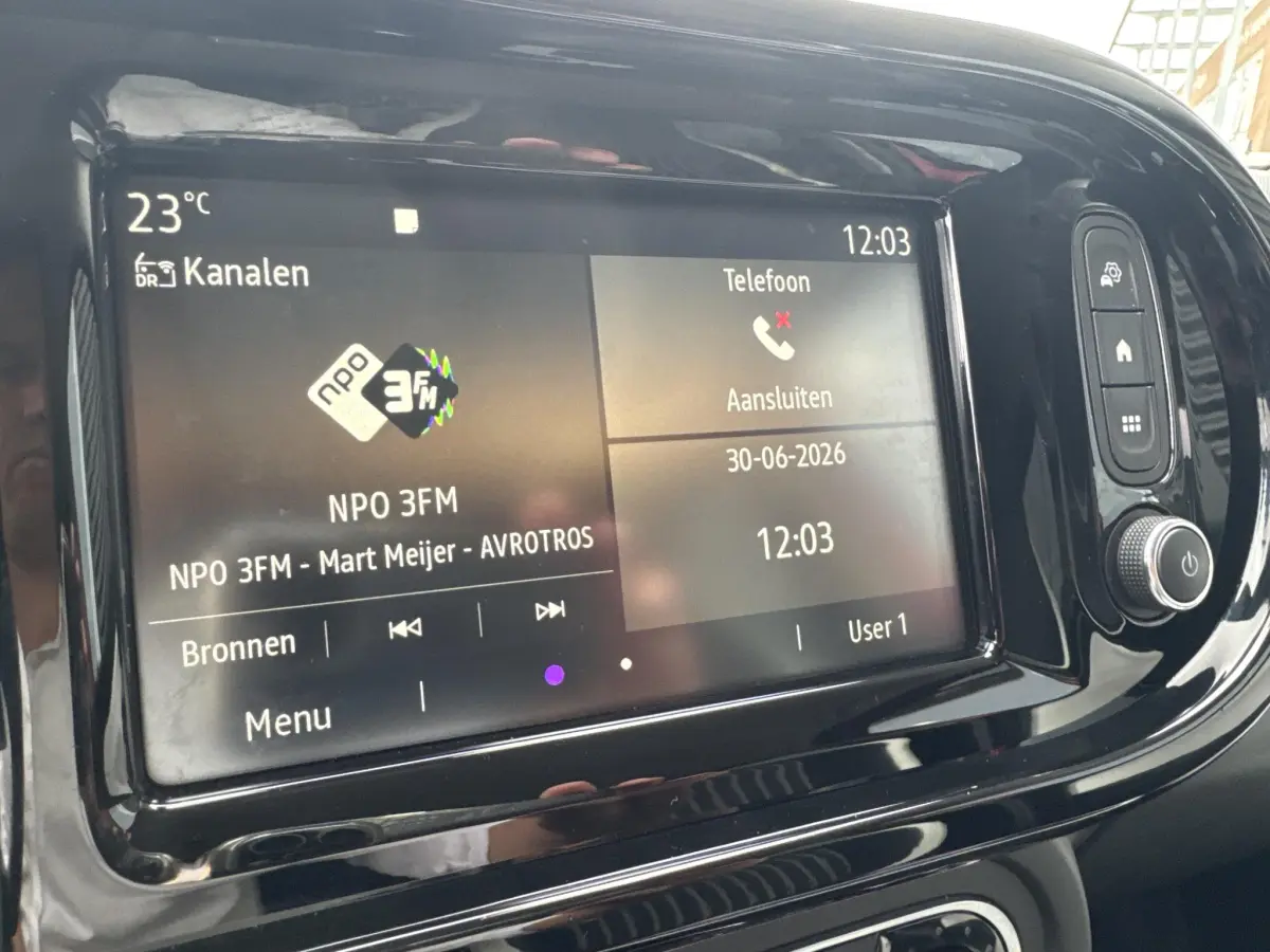 Twingo 1.0 SCe Intens Climate Control, Cruise Control, Android/Apple Auto, P-sensoren