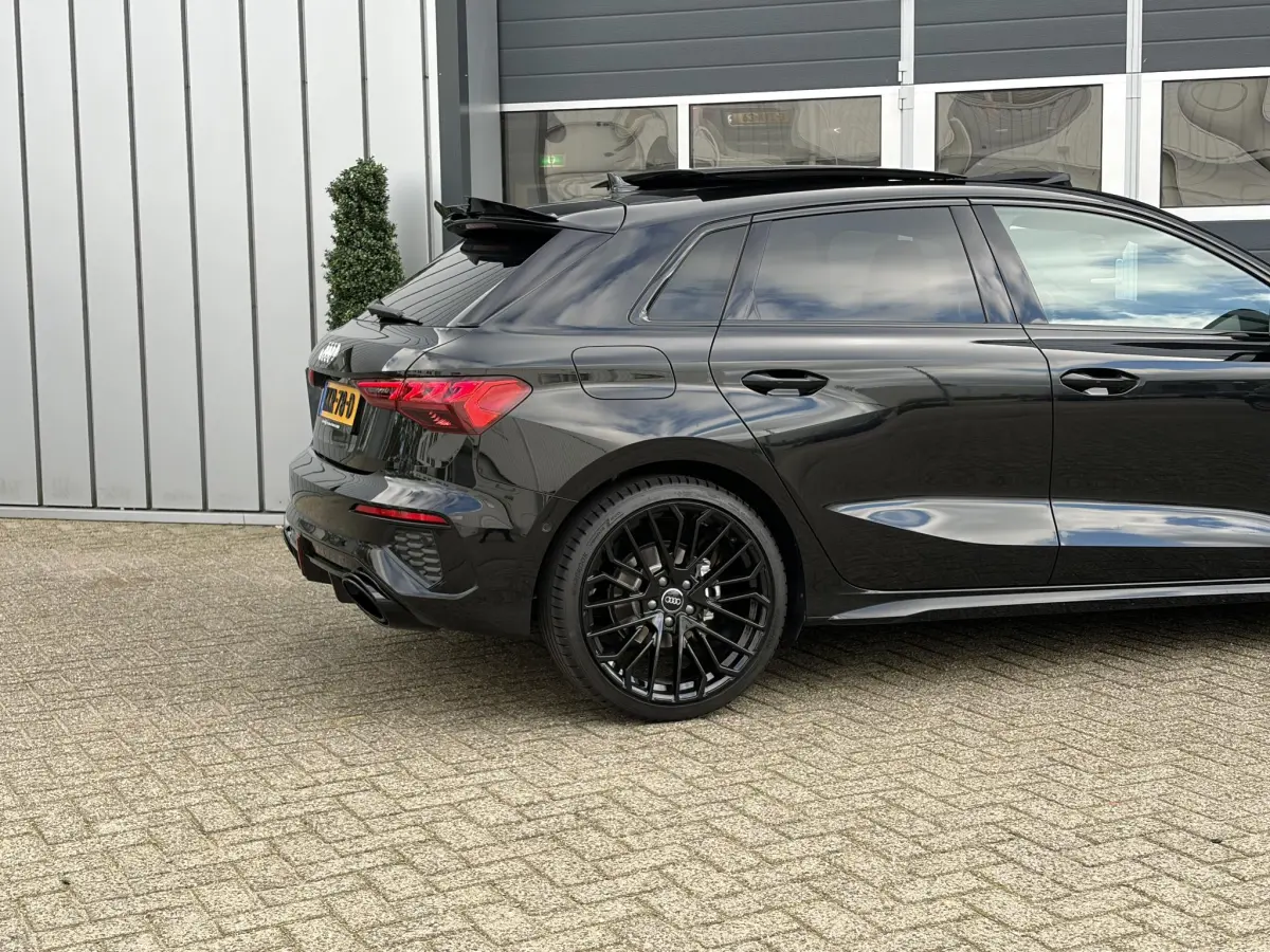 A3 Sportback 35 TFSI 3x S Line edition | Pano | B&O | Camera | Elek stoelen | 19 inch |