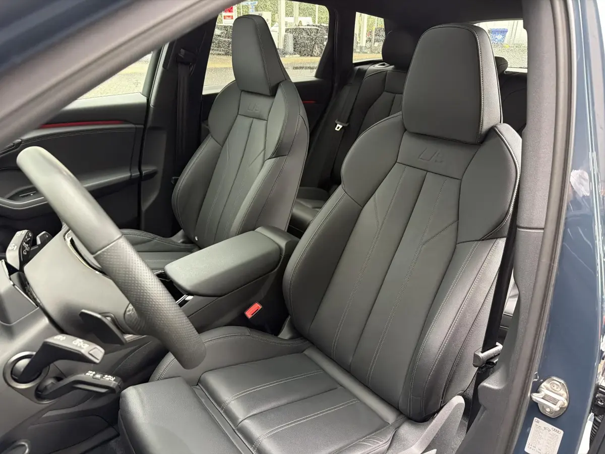 Q6 e-tron S edition performance 100 kWh |pano|tr.haak|B&O|OLED|bijrijdersdisplay|ACC|21"|keyless|privacy