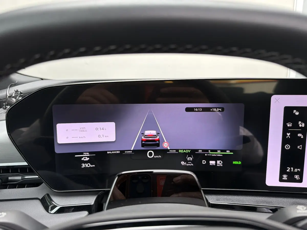 Q6 e-tron S edition performance 100 kWh |pano|tr.haak|B&O|OLED|bijrijdersdisplay|ACC|21"|keyless|privacy