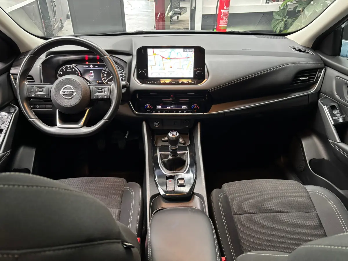 QASHQAI 1.3 MHEV Acenta / Camera /Panorama Dak / Trekhaak
