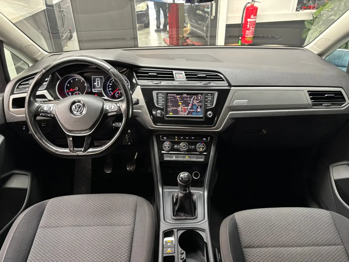 Touran 1.2 TSI Comfortline 7persoons / Navi