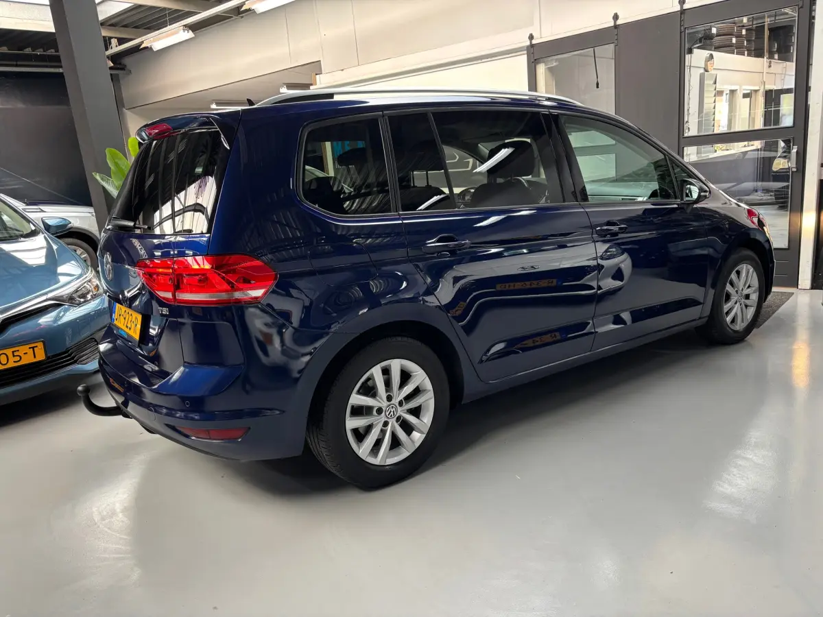 Touran 1.2 TSI Comfortline 7persoons / Navi