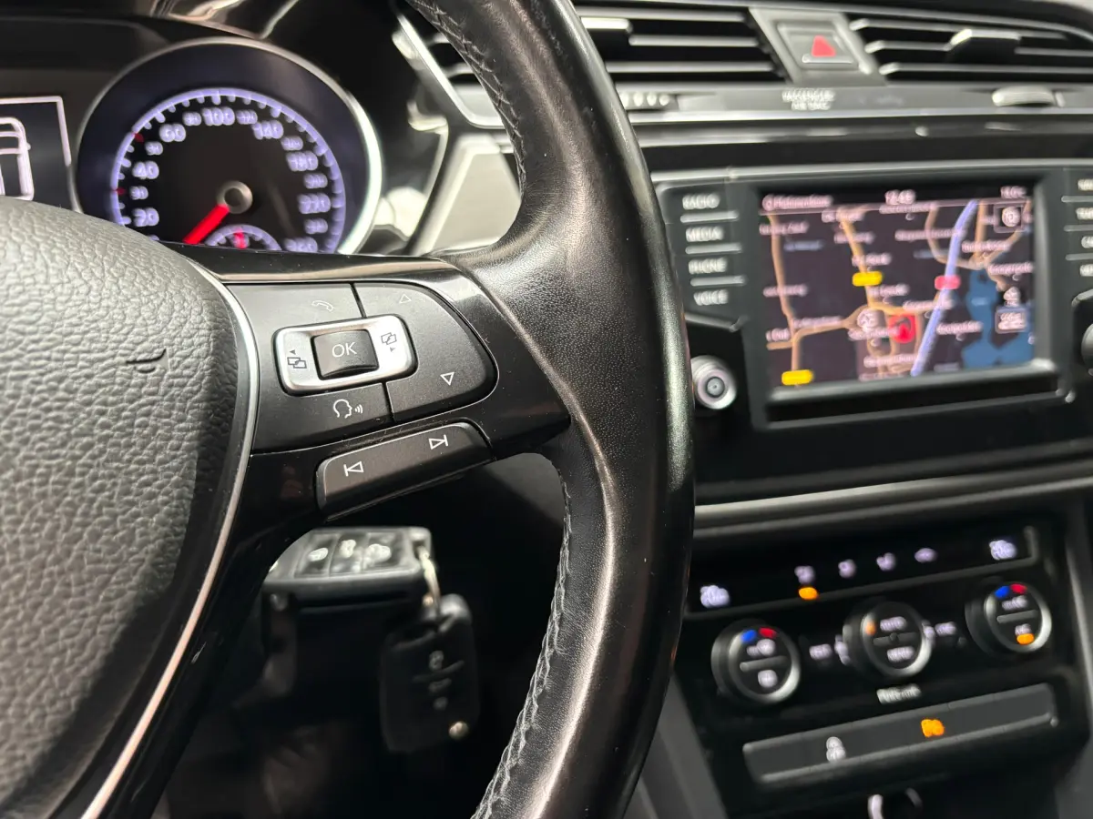 Touran 1.2 TSI Comfortline 7persoons / Navi