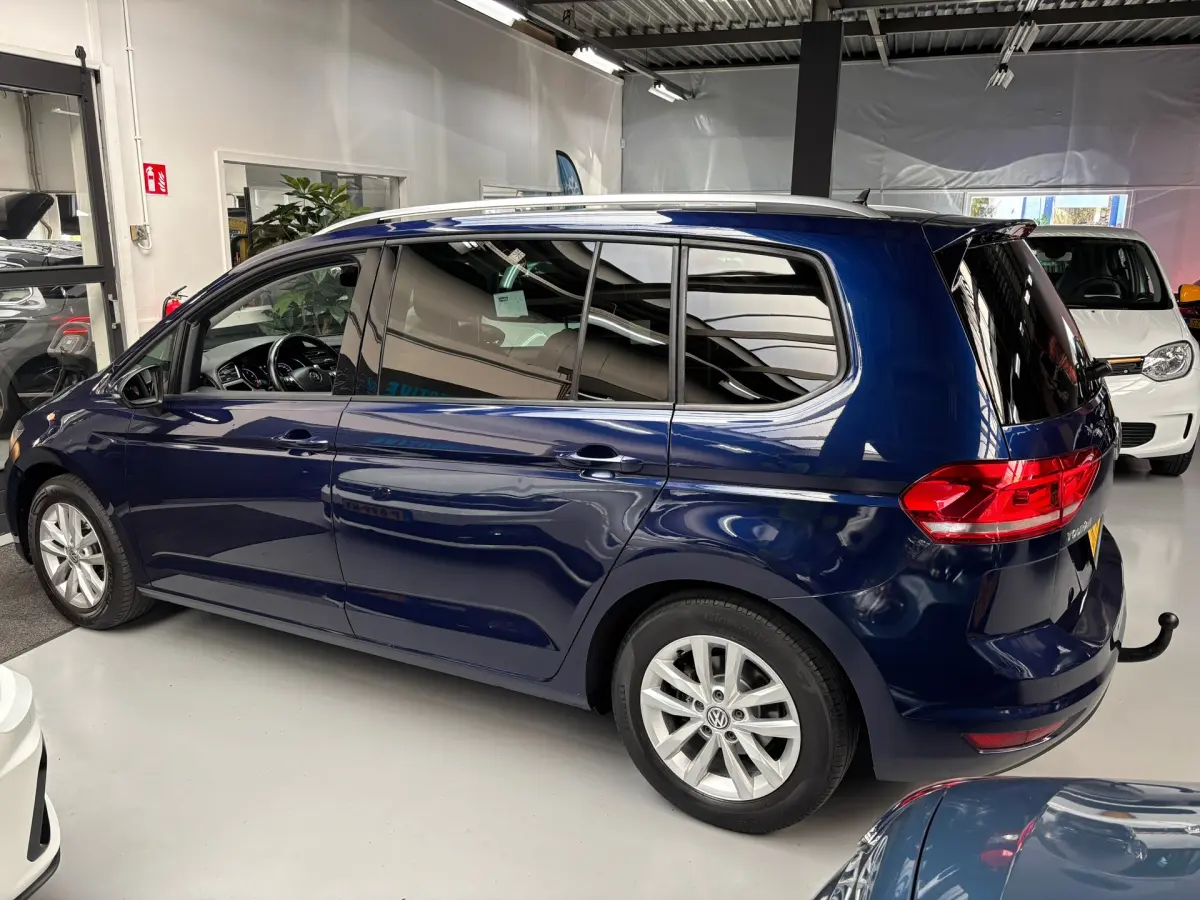 Touran 1.2 TSI Comfortline 7persoons / Navi