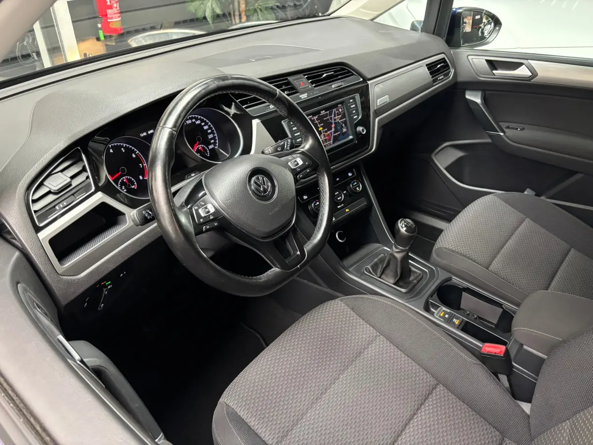 Touran 1.2 TSI Comfortline 7persoons / Navi