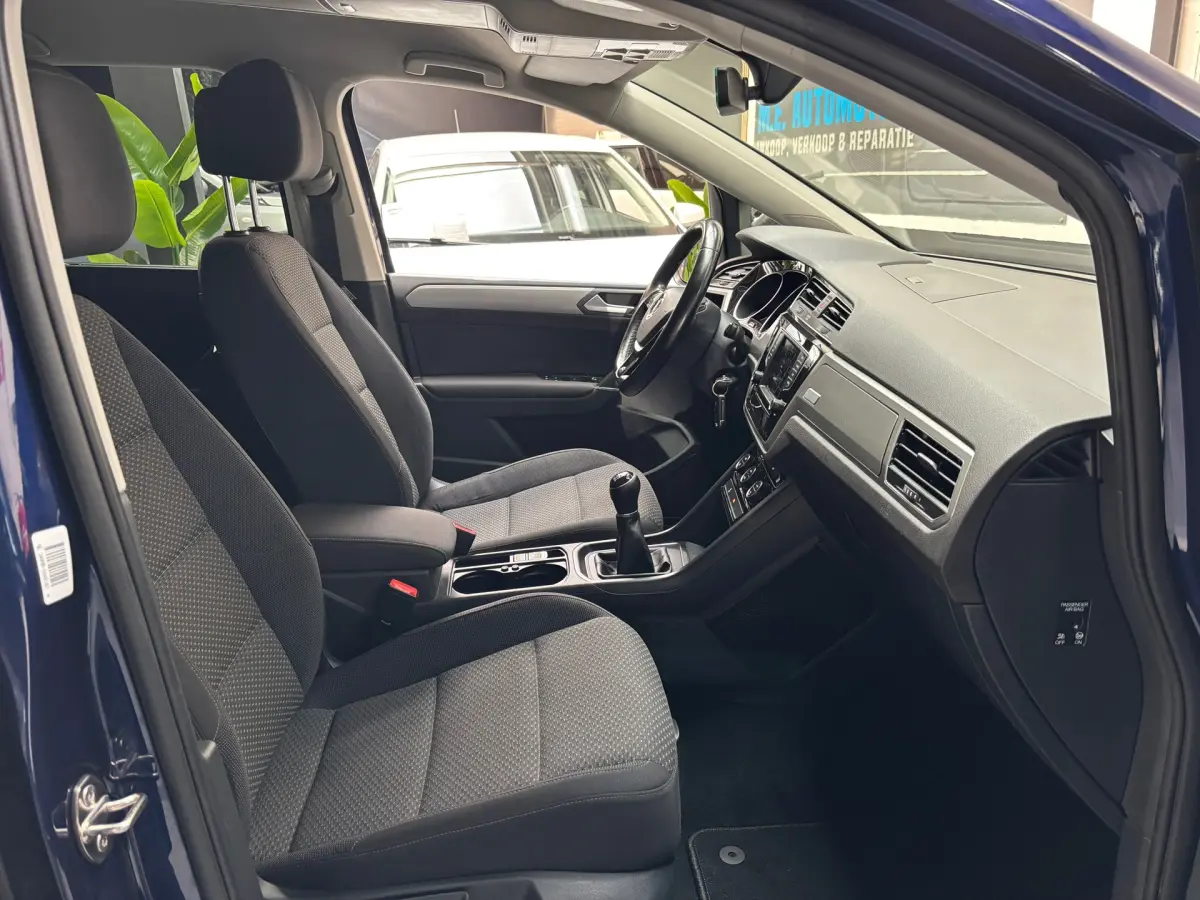 Touran 1.2 TSI Comfortline 7persoons / Navi