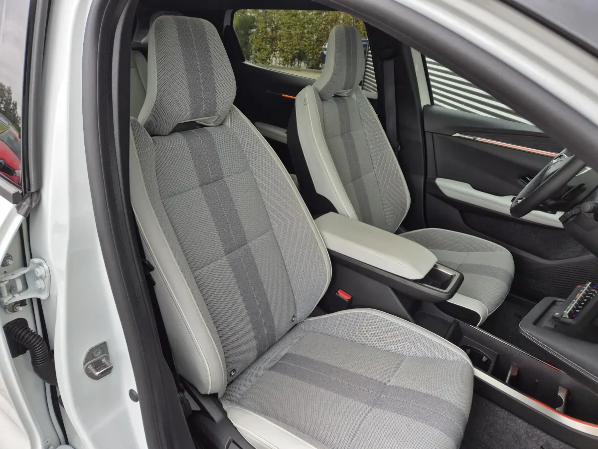 Scénic E-Tech EV87 long range iconic SolarBay dak, Harman Kardon audio, 360° Camera, Adv. Driving Assist, S