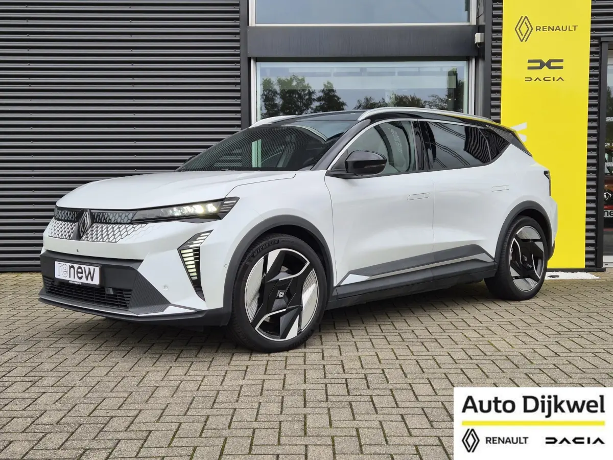 Scénic E-Tech EV87 long range iconic SolarBay dak, Harman Kardon audio, 360° Camera, Adv. Driving Assist, S