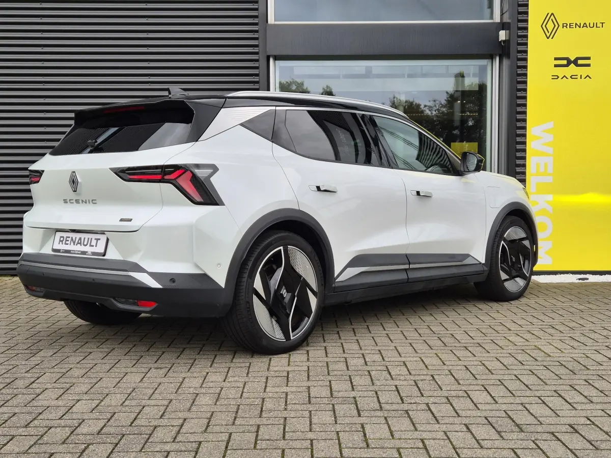 Scénic E-Tech EV87 long range iconic SolarBay dak, Harman Kardon audio, 360° Camera, Adv. Driving Assist, S
