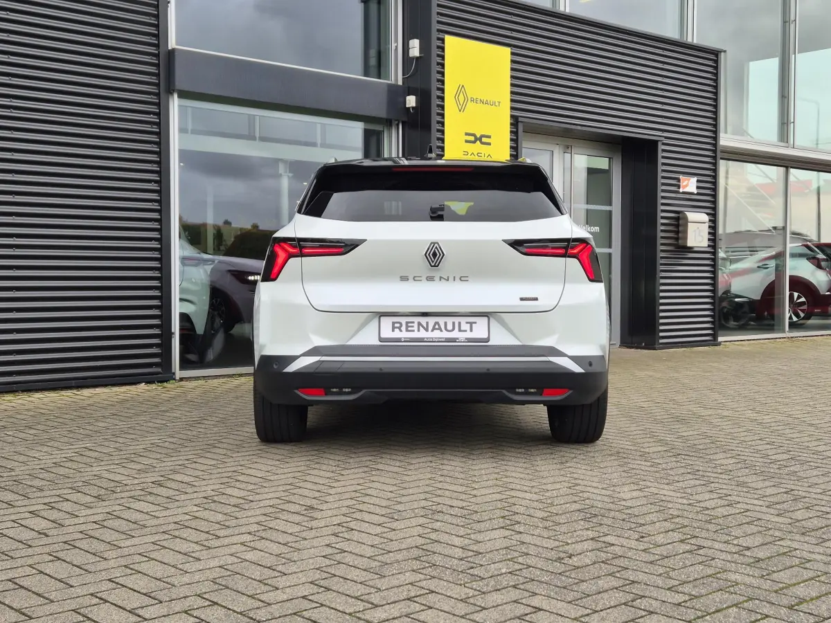 Scénic E-Tech EV87 long range iconic SolarBay dak, Harman Kardon audio, 360° Camera, Adv. Driving Assist, S