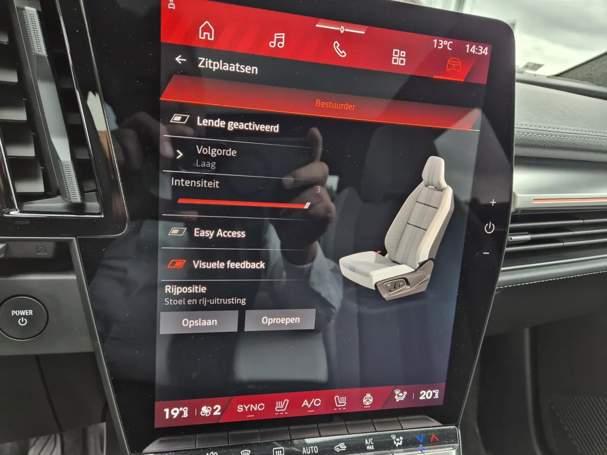 Scénic E-Tech EV87 long range iconic SolarBay dak, Harman Kardon audio, 360° Camera, Adv. Driving Assist, S