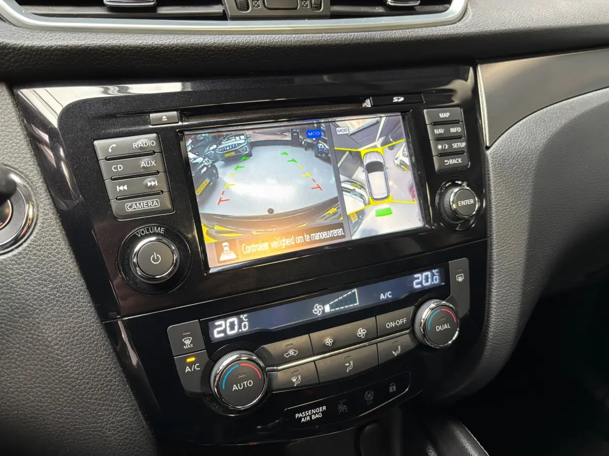 QASHQAI 1.2 N-Connecta / Camera / Navigatie