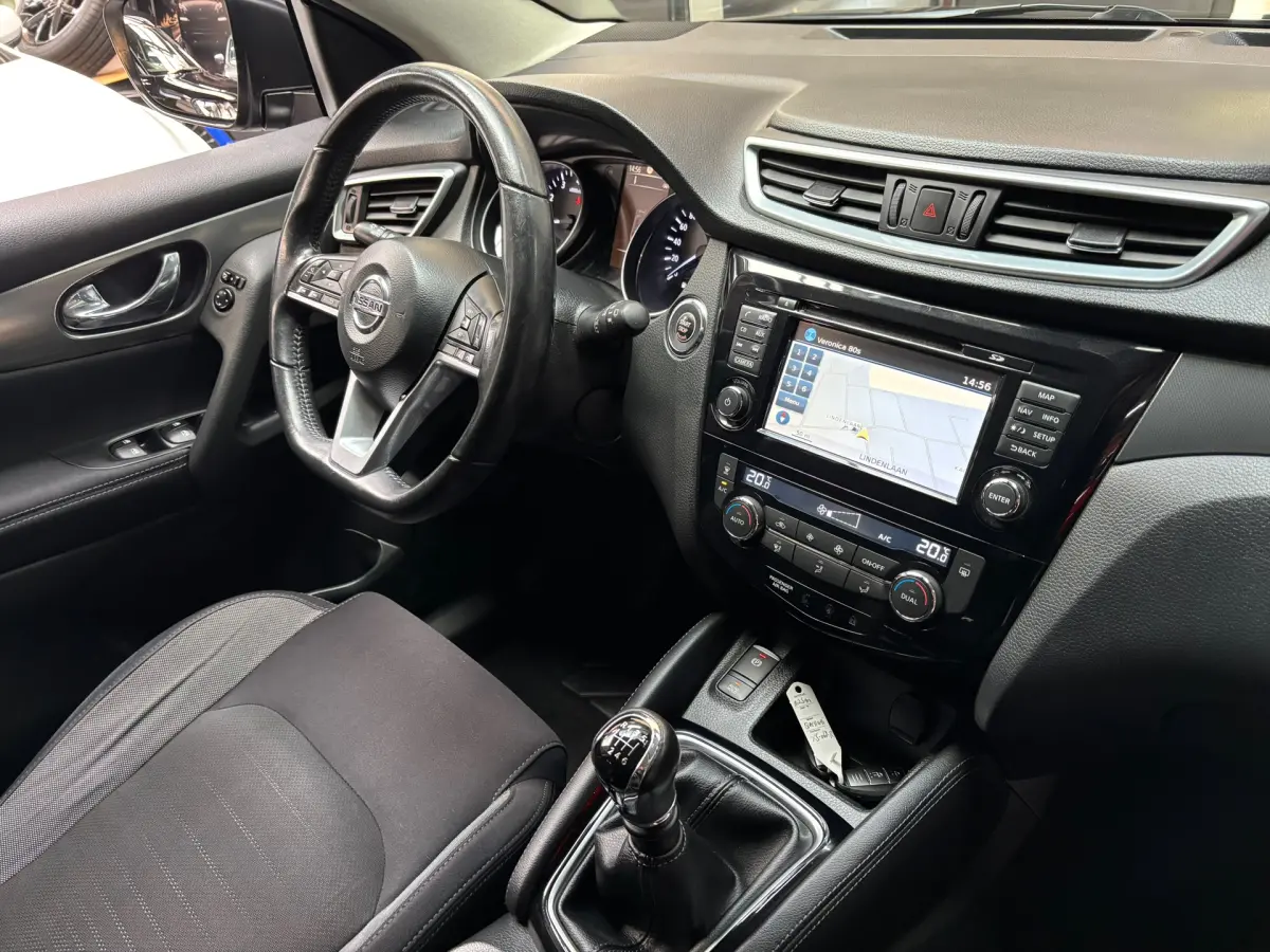 QASHQAI 1.2 N-Connecta / Camera / Navigatie