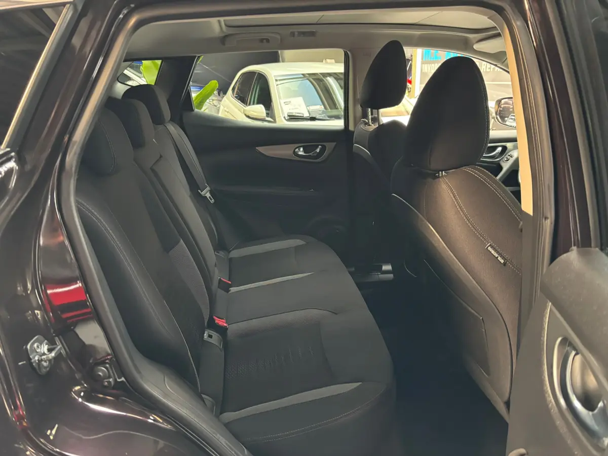 QASHQAI 1.2 N-Connecta / Camera / Navigatie