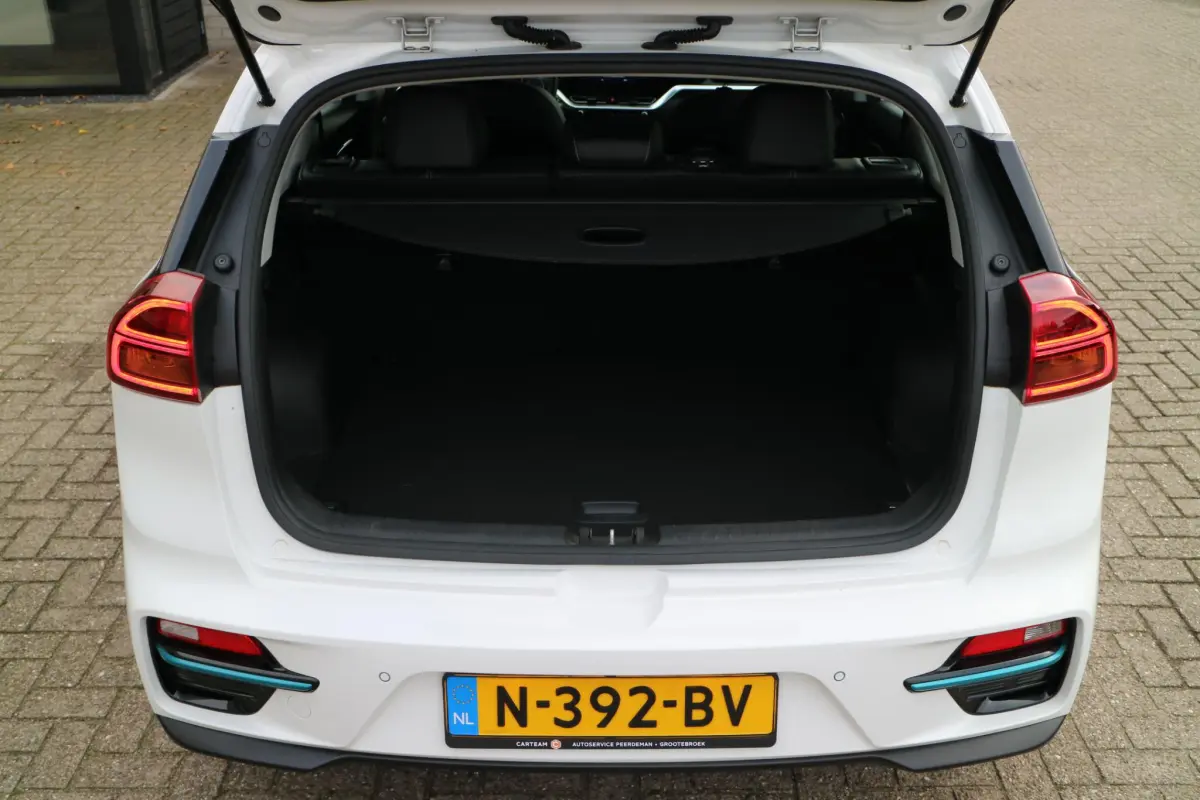 e-Niro DynamicLine 64 kWh | SOH 94.4 % | Camera | Accu Garantie! | Goed onderhouden! |