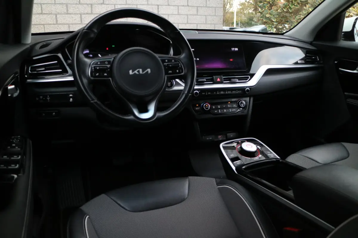 e-Niro DynamicLine 64 kWh | SOH 94.4 % | Camera | Accu Garantie! | Goed onderhouden! |
