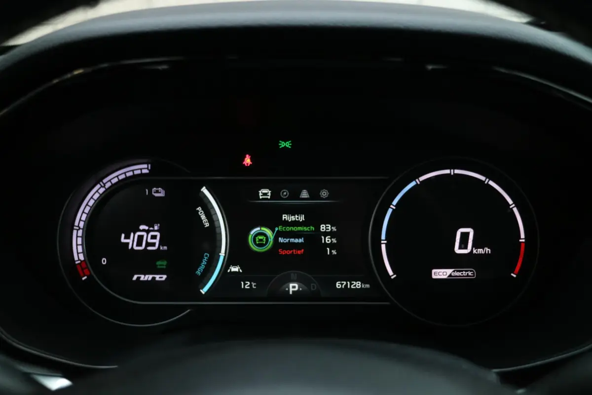e-Niro DynamicLine 64 kWh | SOH 94.4 % | Camera | Accu Garantie! | Goed onderhouden! |