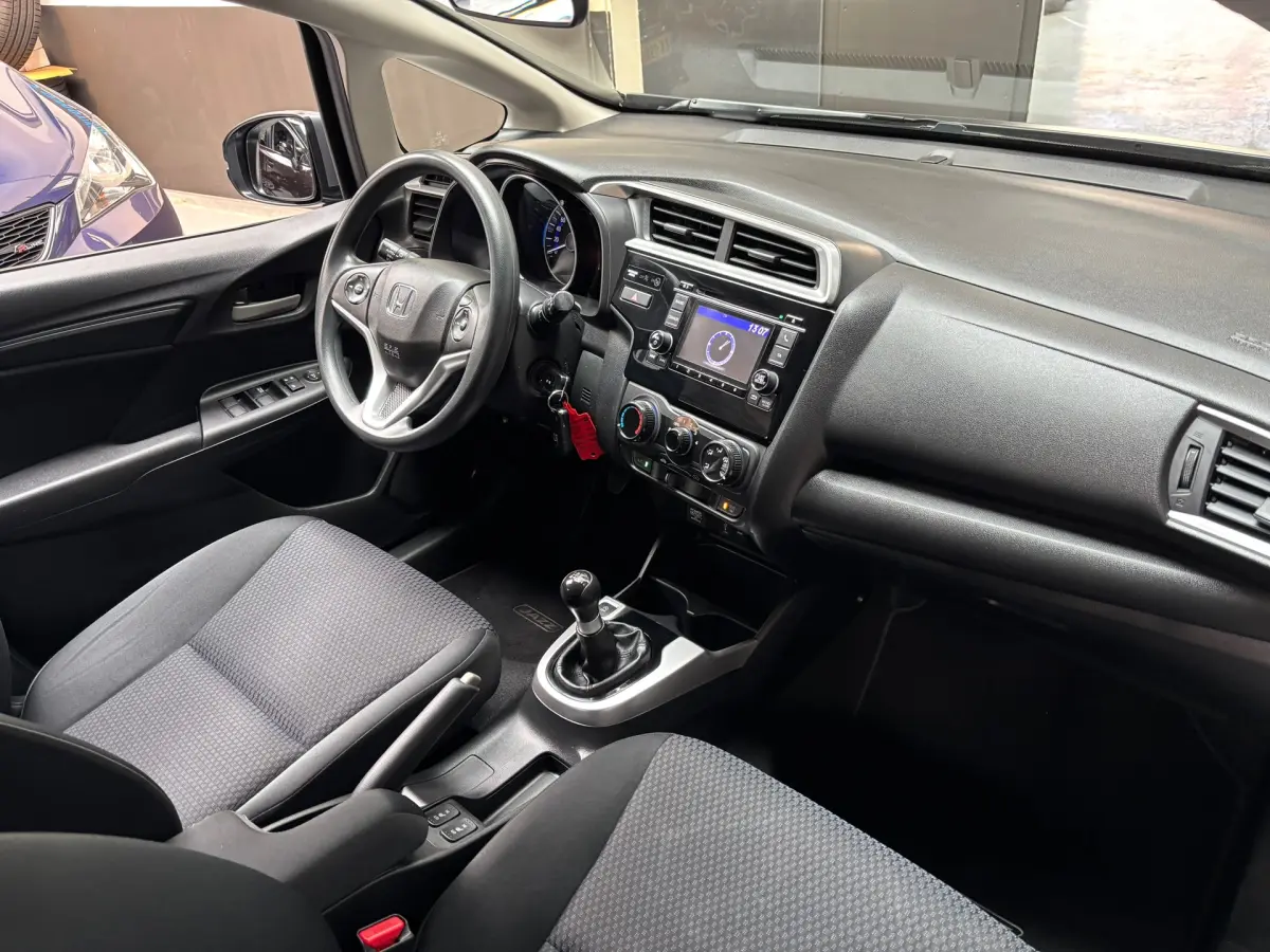 Jazz 1.3 i-VTEC Comfort / Airco / Trekhaak