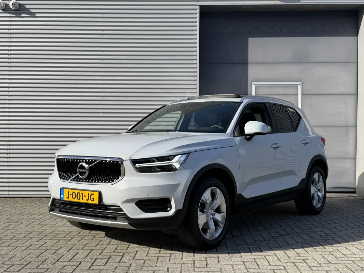 XC40 1.5 T3 Momentum I Aut. I Camera I Pano.dak I Harman Kardon