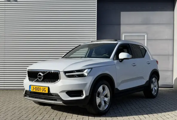 XC40 1.5 T3 Momentum I Aut. I Camera I Pano.dak I Harman Kardon