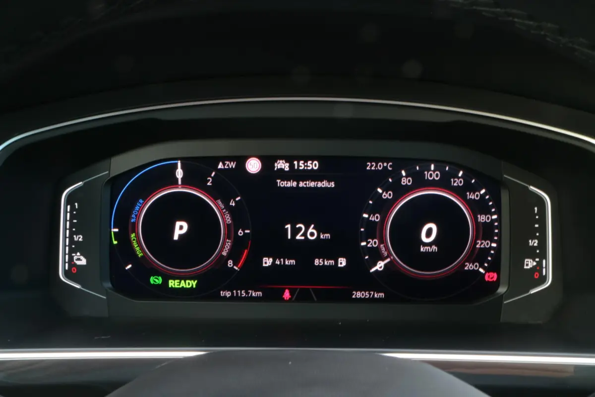 Tiguan 1.4 TSI eHybrid R-Line PHEV | SOH 99% | Camera | Compleet! |