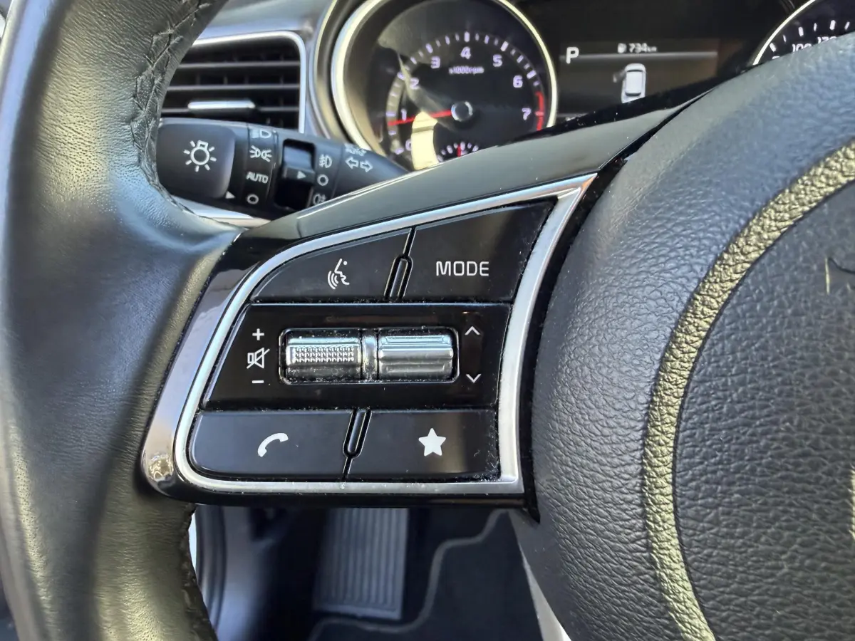 Ceed Sportswagon 1.5 T-GDi MHEV DynamicLine | LED | Camera | Navi | Dealer onderhouden | Climate |
