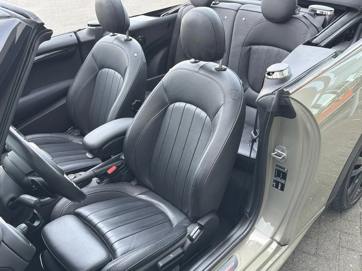 Cooper S Cabrio 2.0 JCW aero-pakket
