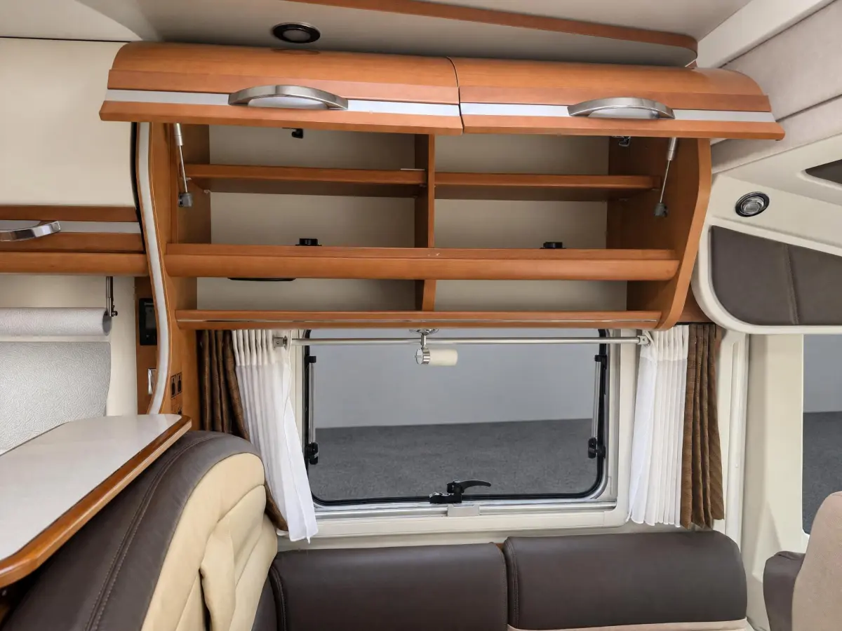 Ducato Rapido 9090 DF 2.3 35 design AL-KO chassis dubbele bodum