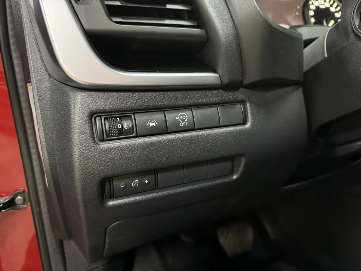 QASHQAI 1.3 MHEV Xtronic N-Connecta // Camera // Autom // Led