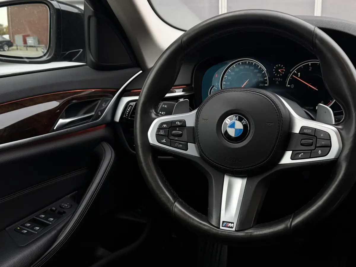 5 Serie Touring 530d Executive I Aut. I Sport-Line I Pano.dak I HUD I Camera I ACC