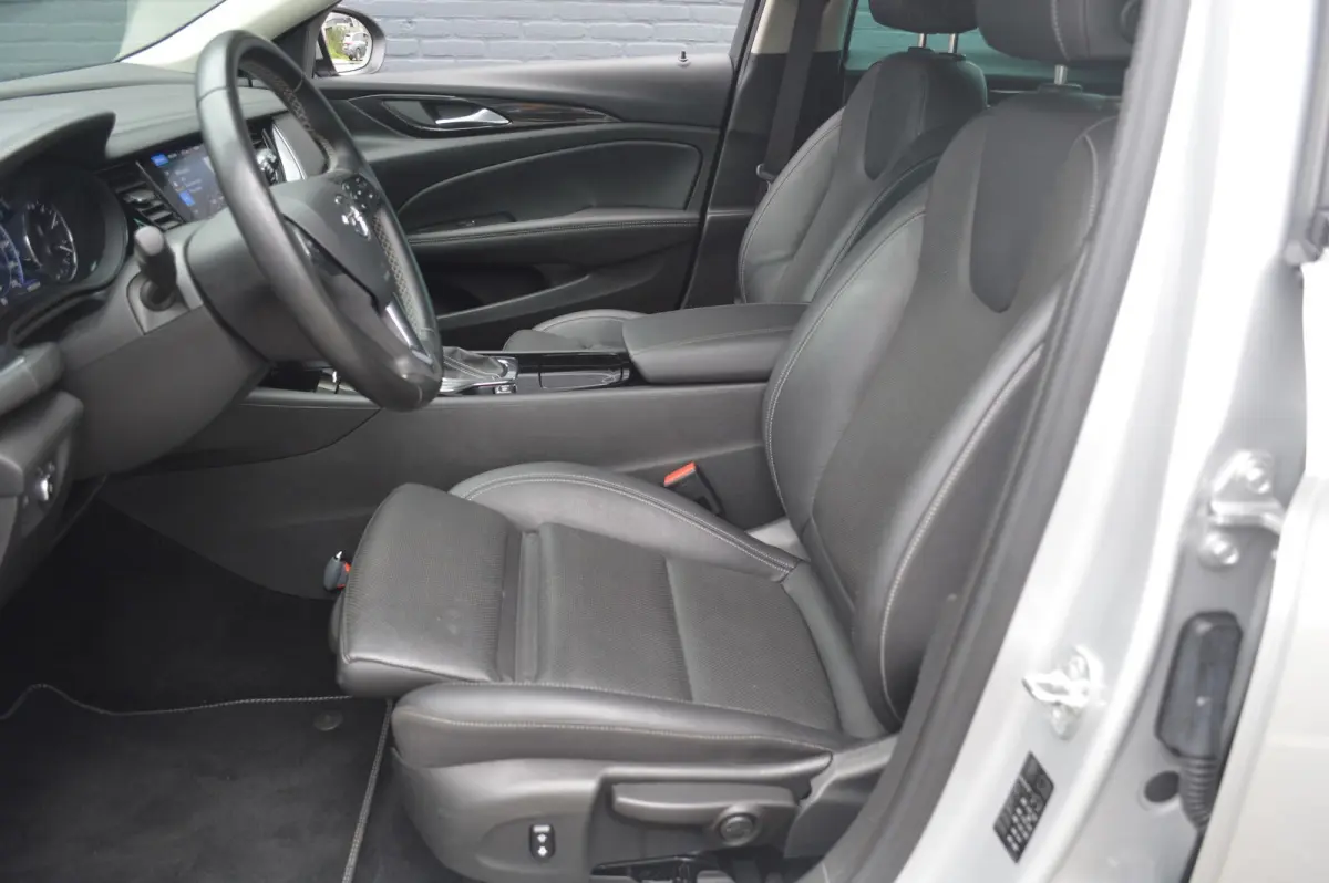 Insignia Sports Tourer 1.5 Turbo Business Executive Automaat / BOVAG RIJKLAARPRIJS
