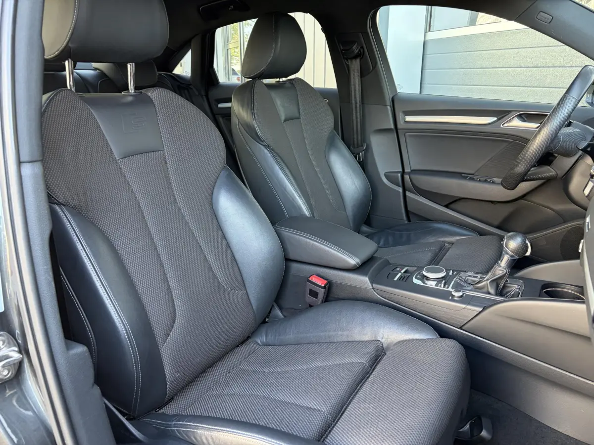 A3 Limousine 35 TFSI 3x S-Line | Stoel verwarming | Virtual | Parkeer sensoren | LED |