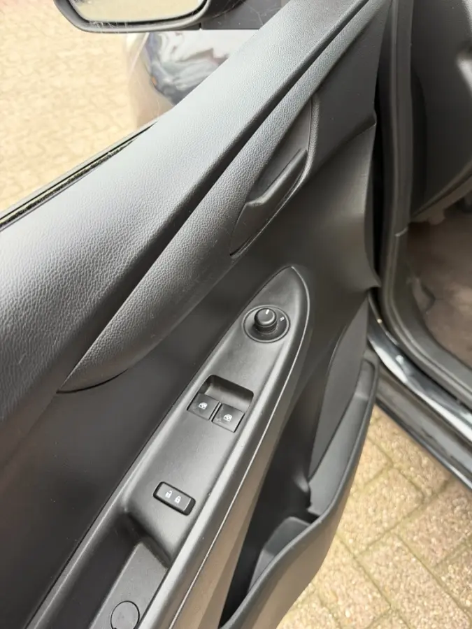 KARL 1.0 ecoFLEX Edition | Airco | Cruise | Bluetooth