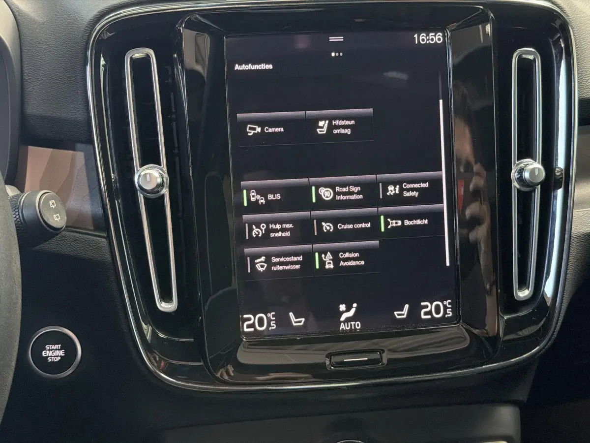 XC40 1.5 T5 Plug-in hybrid Ultimate Dark | Panodak