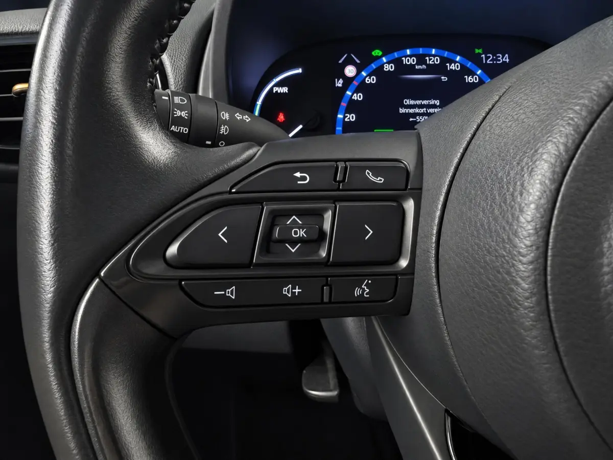 Yaris Cross 1.5 Hybrid Adventure |HUD|NAP|